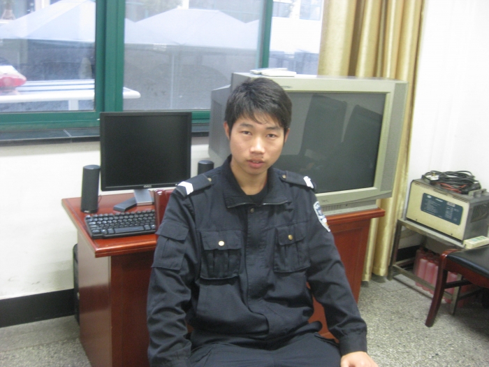 张利伟.JPG