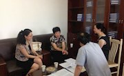 审计专家对示范校账务进行检查指导